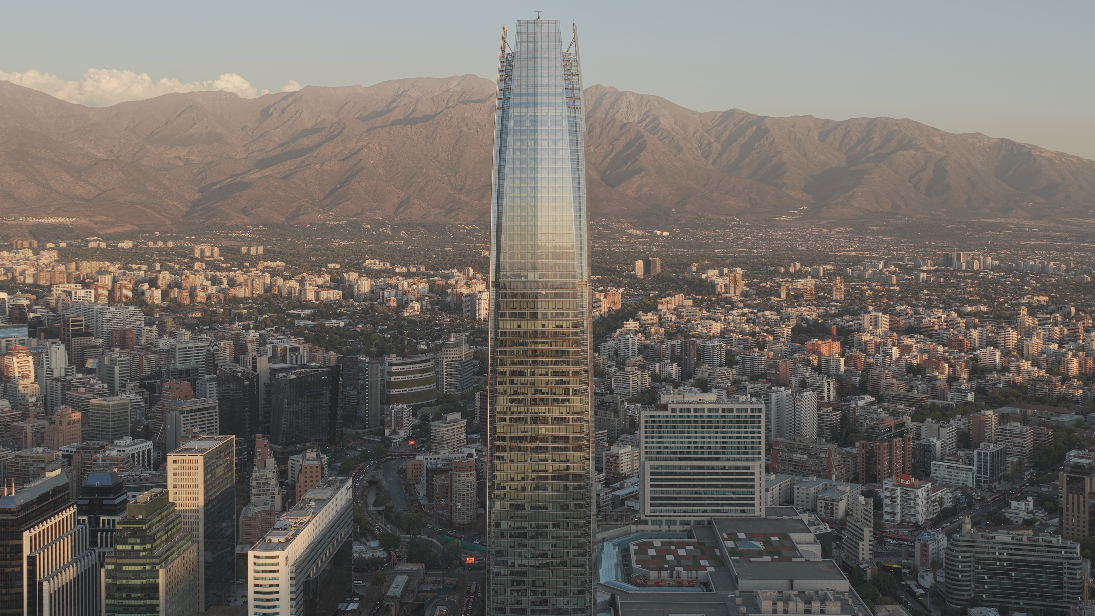 DJI Mavic D-Log city footage before color grading